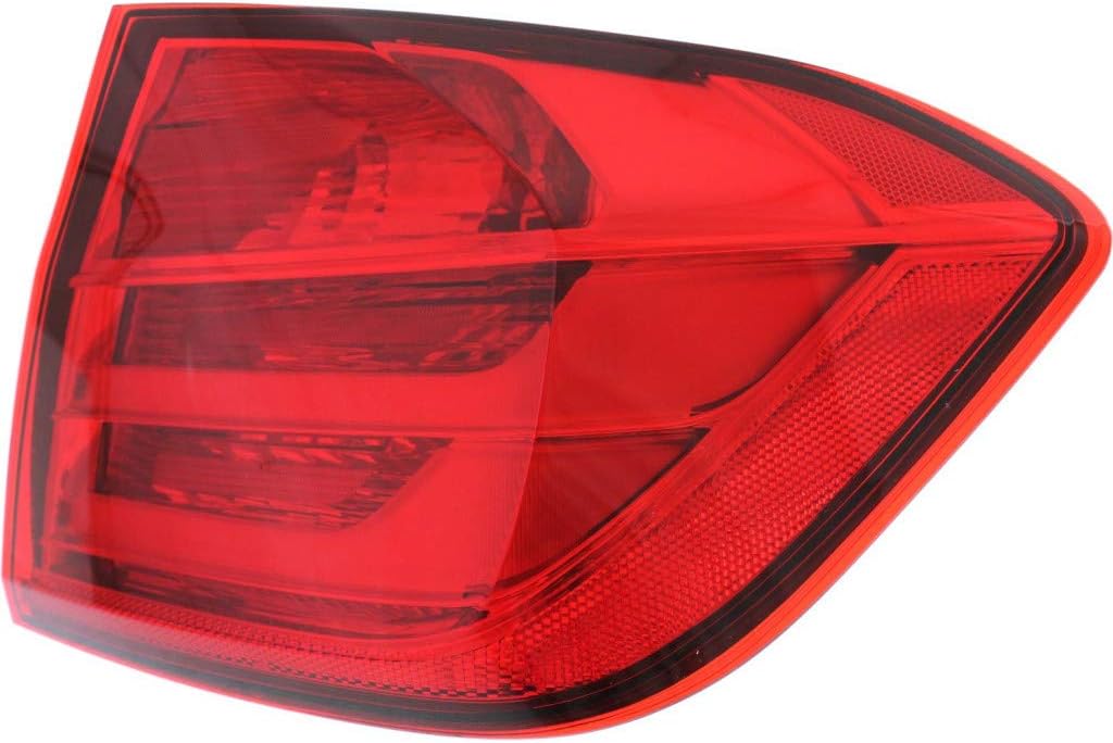 Tail Light Assembly Driver Side M636375