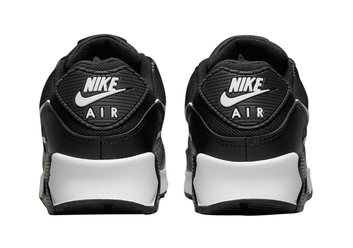 Women's Black White Sneakers H585051