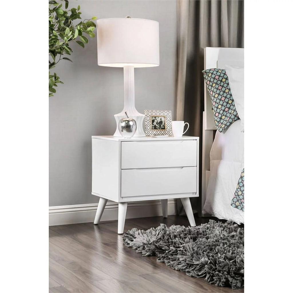 White Solid Wood King Bedroom Set with Nightstand E87084