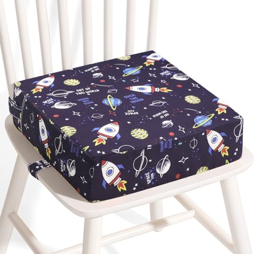 Booster Seat with Adjustable Straps P709235