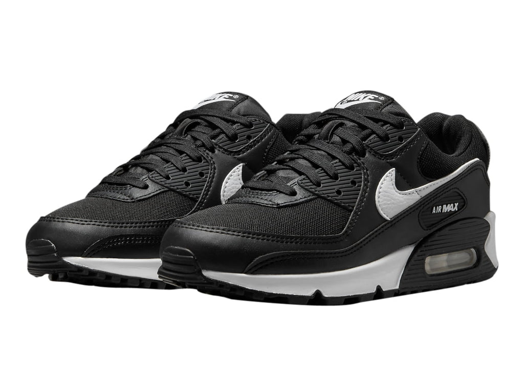 Women's Black White Sneakers H585051