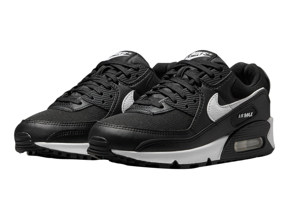 Women's Black White Sneakers H585051