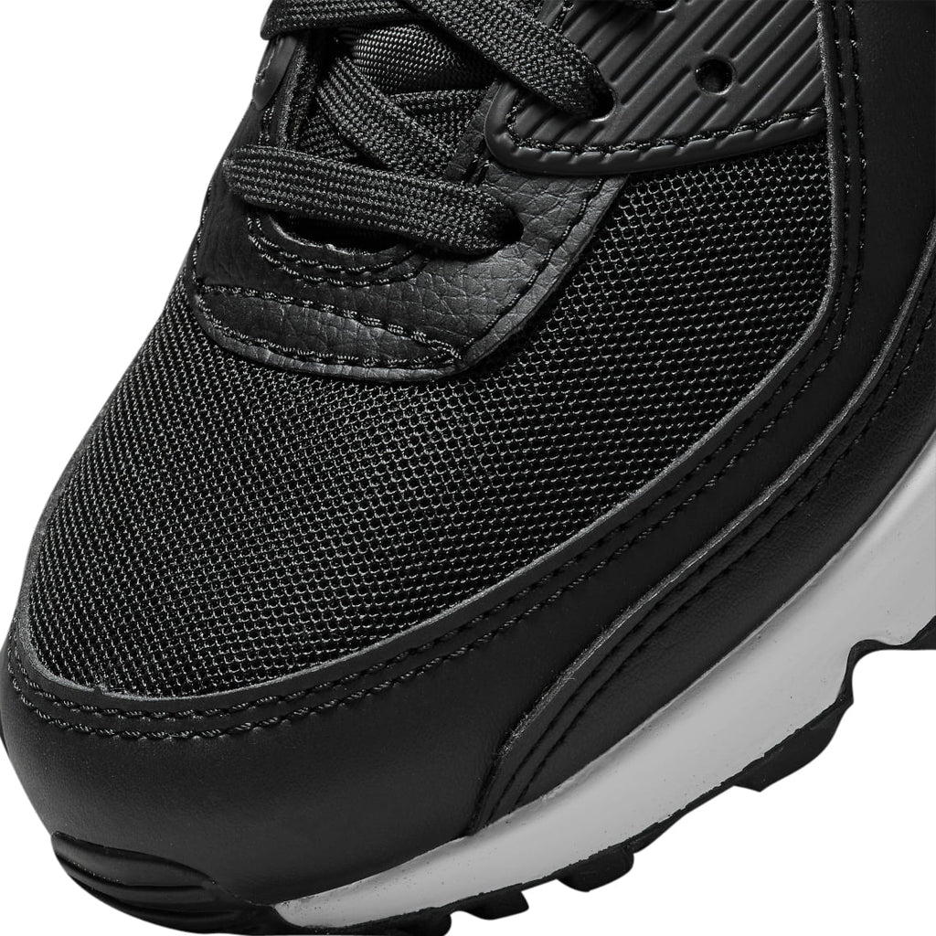 Women's Black White Sneakers H585051