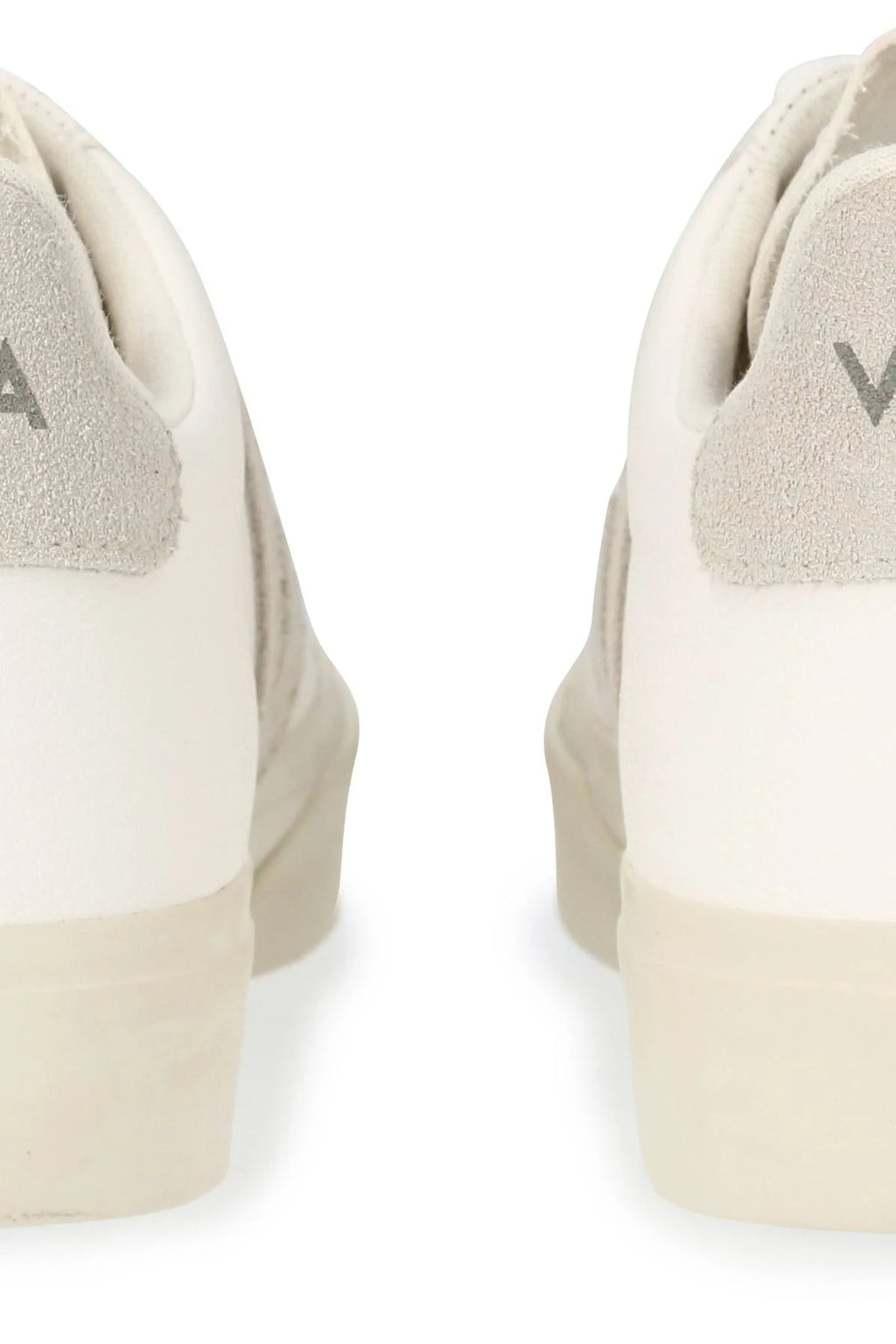 Extra White Chromefree Sneakers B806747