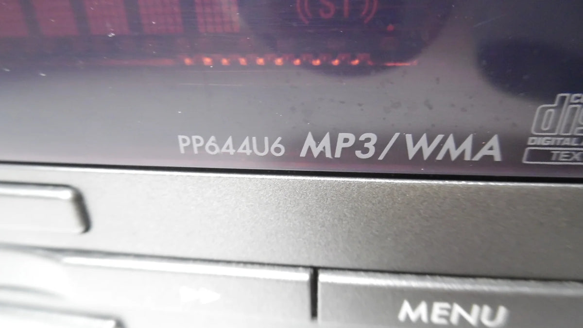 Pre-Owned 2009-2013 Subaru Forester 6 Disc CD MP3 Player Radio Receiver OEM O842
