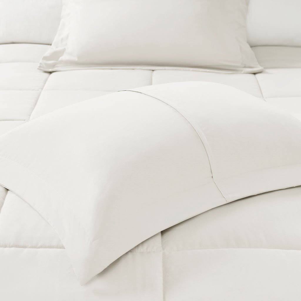 Blue King/Cal King Down Alternative Comforter Mini Set F53858
