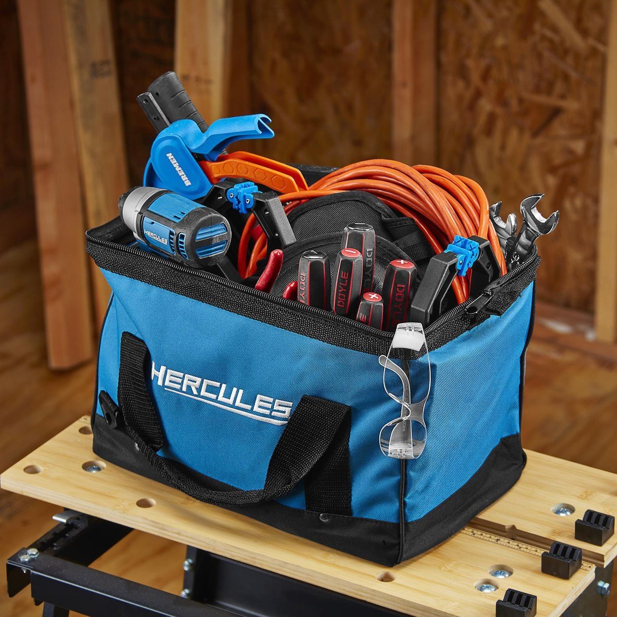 16 in. Tool Bag with 6 Pockets Y22783