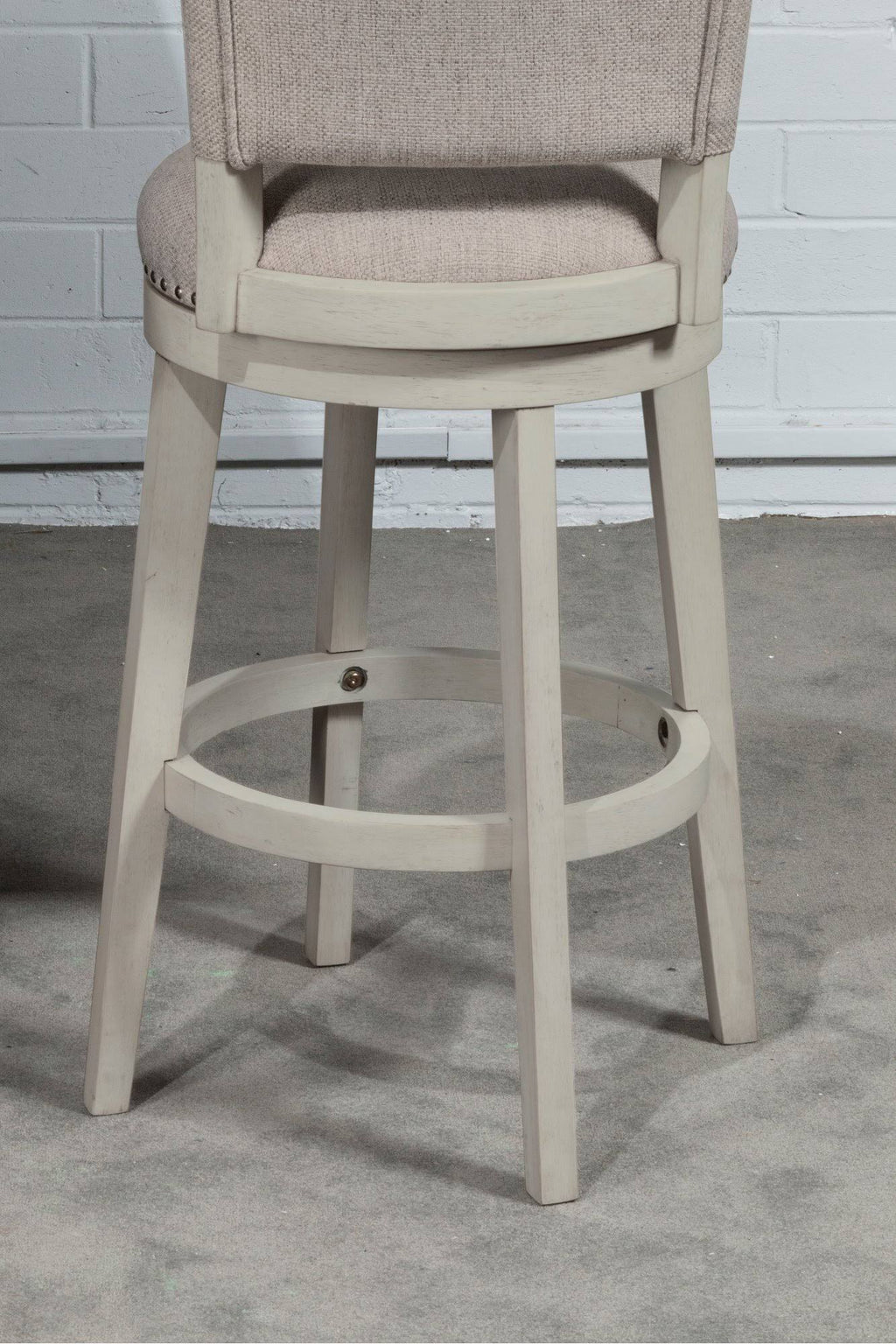 Swivel Bar Height Stool N918503