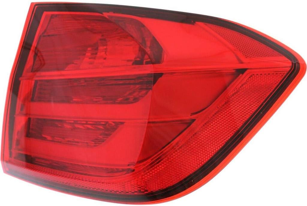 Tail Light Assembly Driver Side M636375