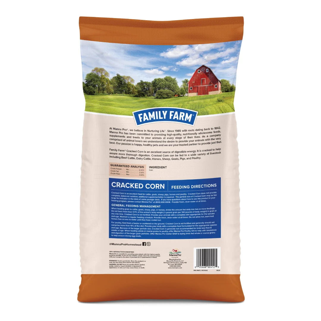 Cracked Corn Animal Feed, 40 lb T43491