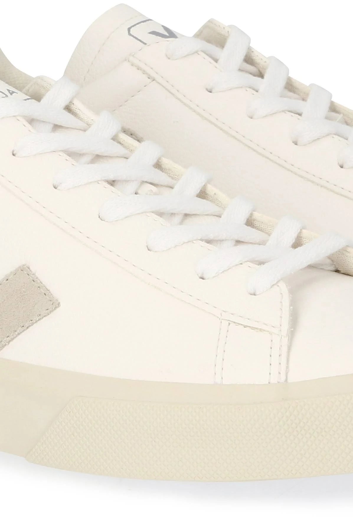 Extra White Chromefree Sneakers B806747