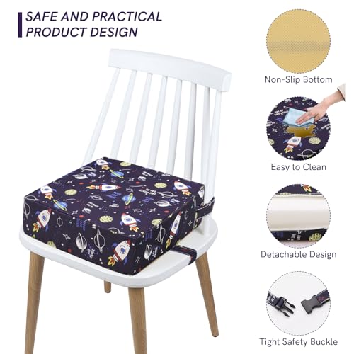 Booster Seat with Adjustable Straps P709235