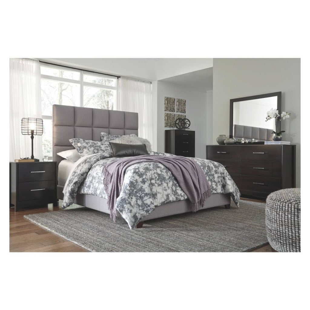 Merlot Dresser Y691484