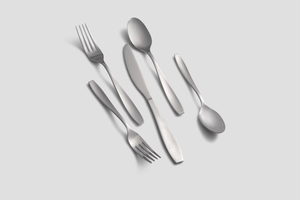 Satin 20-Piece Flatware Set Z7847