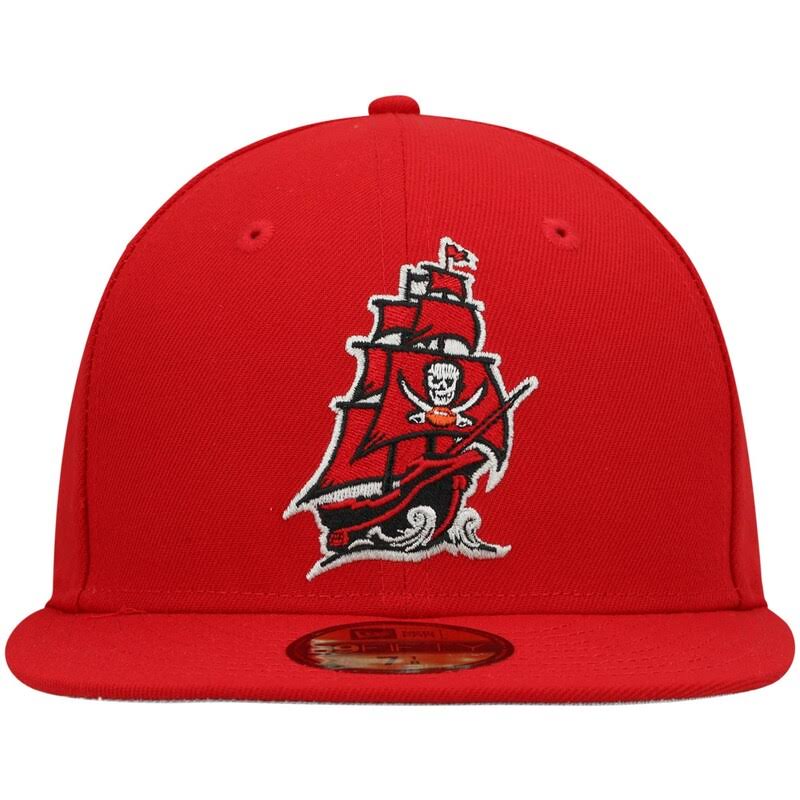 Red Tampa Bay Buccaneers 59FIFTY Fitted Hat W278
