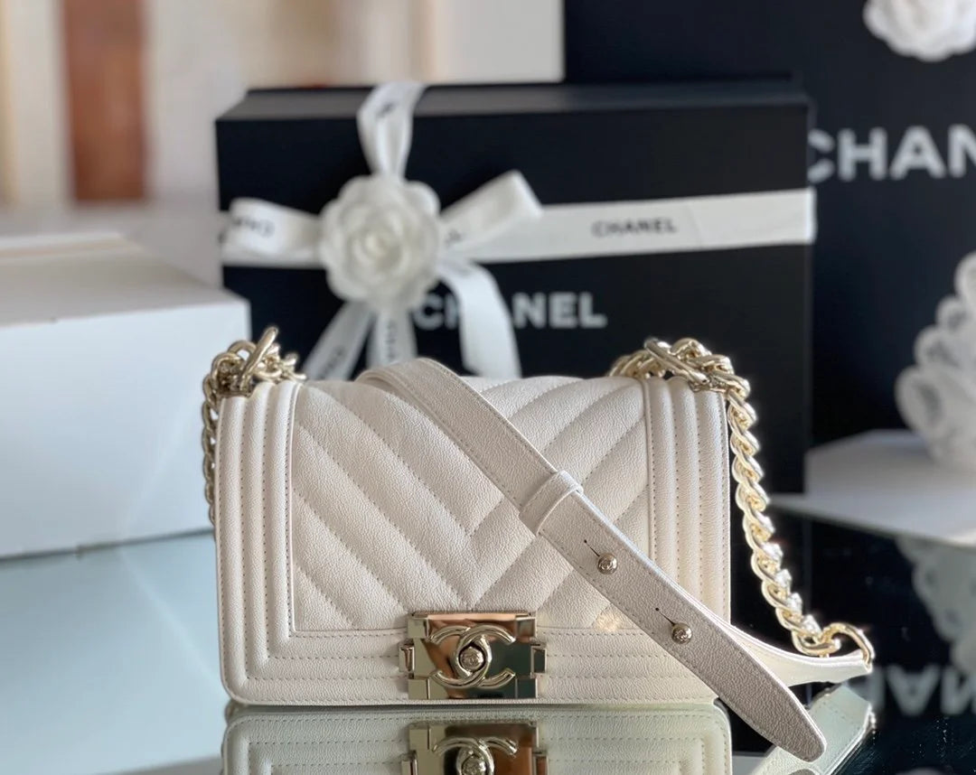White Mini Flapbag K38619