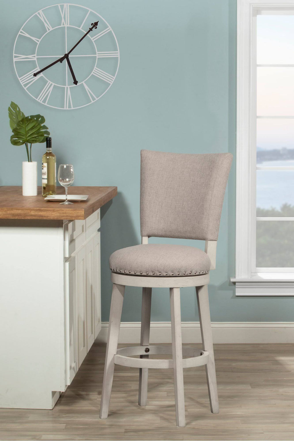Swivel Bar Height Stool N918503