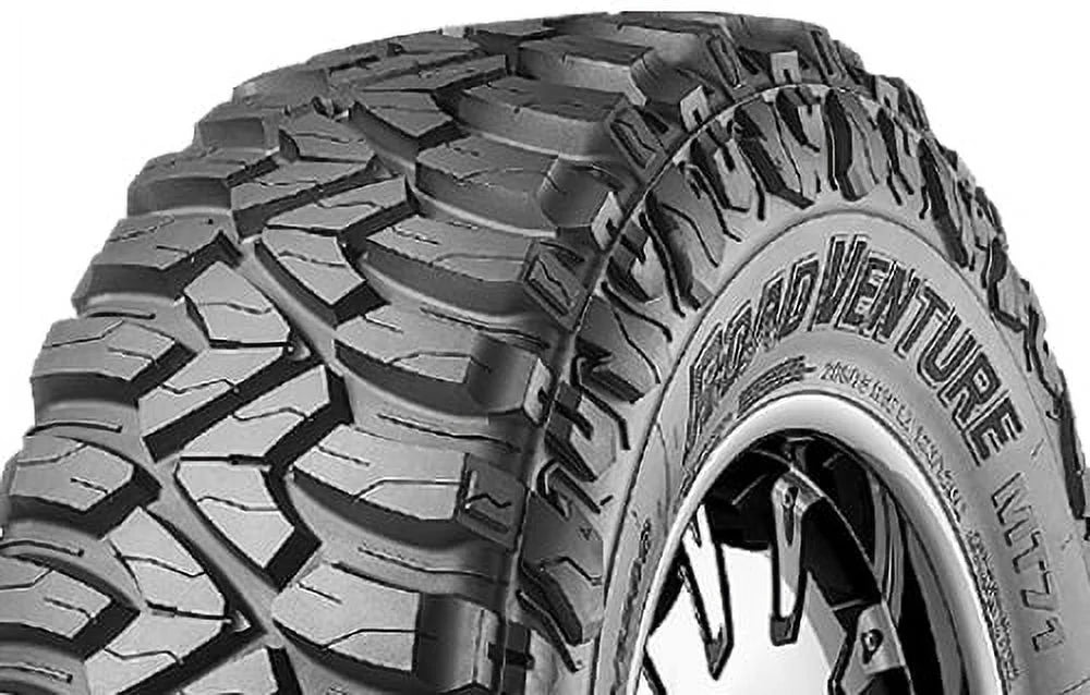 Mud Terrain Light Truck Tire P1362