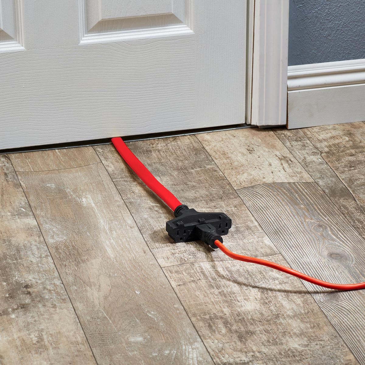 25 ft. 30 Amp 125V Generator Extension Cord Adapter E9753