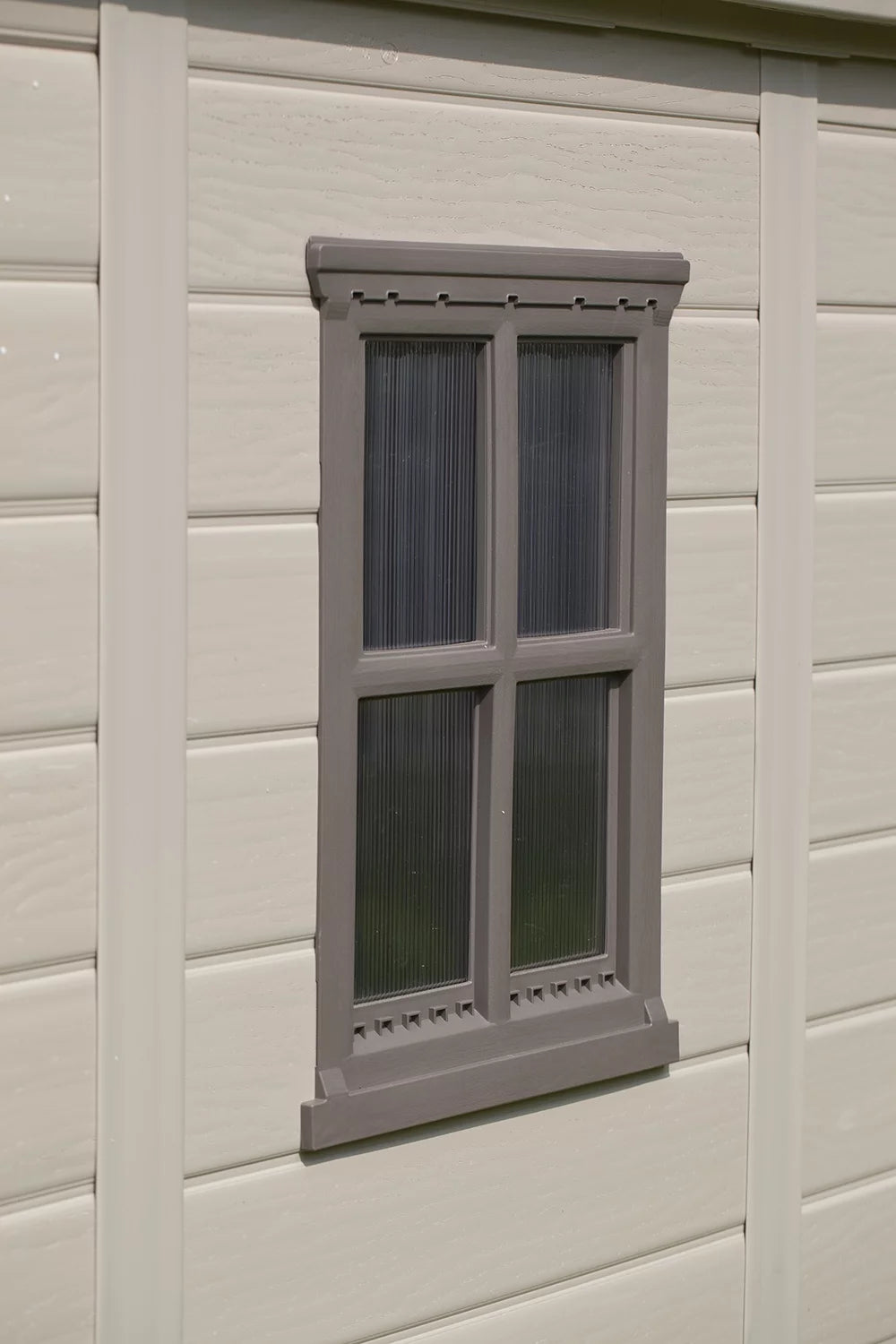 4' x 6' Resin Storage Shed B713819