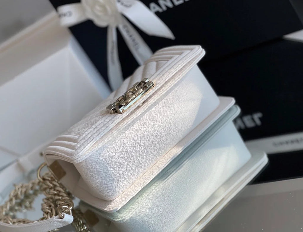 White Mini Flapbag K38619